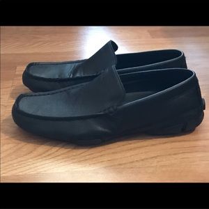 Kennete Cole Reaction Pebbled Leather Driver Shoes